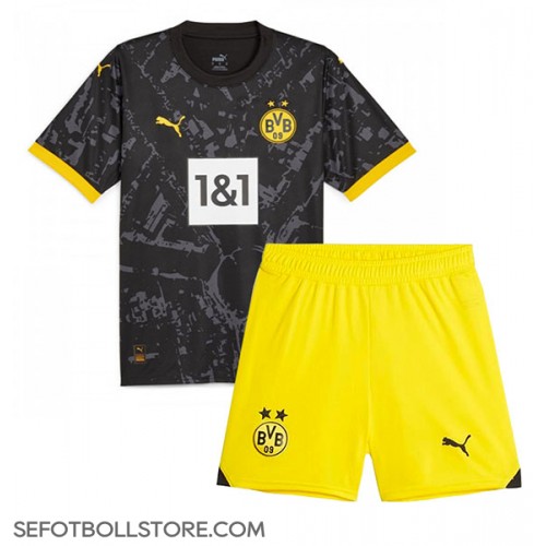 Borussia Dortmund Replika babykläder Bortaställ Barn 2023-24 Kortärmad (+ korta byxor)